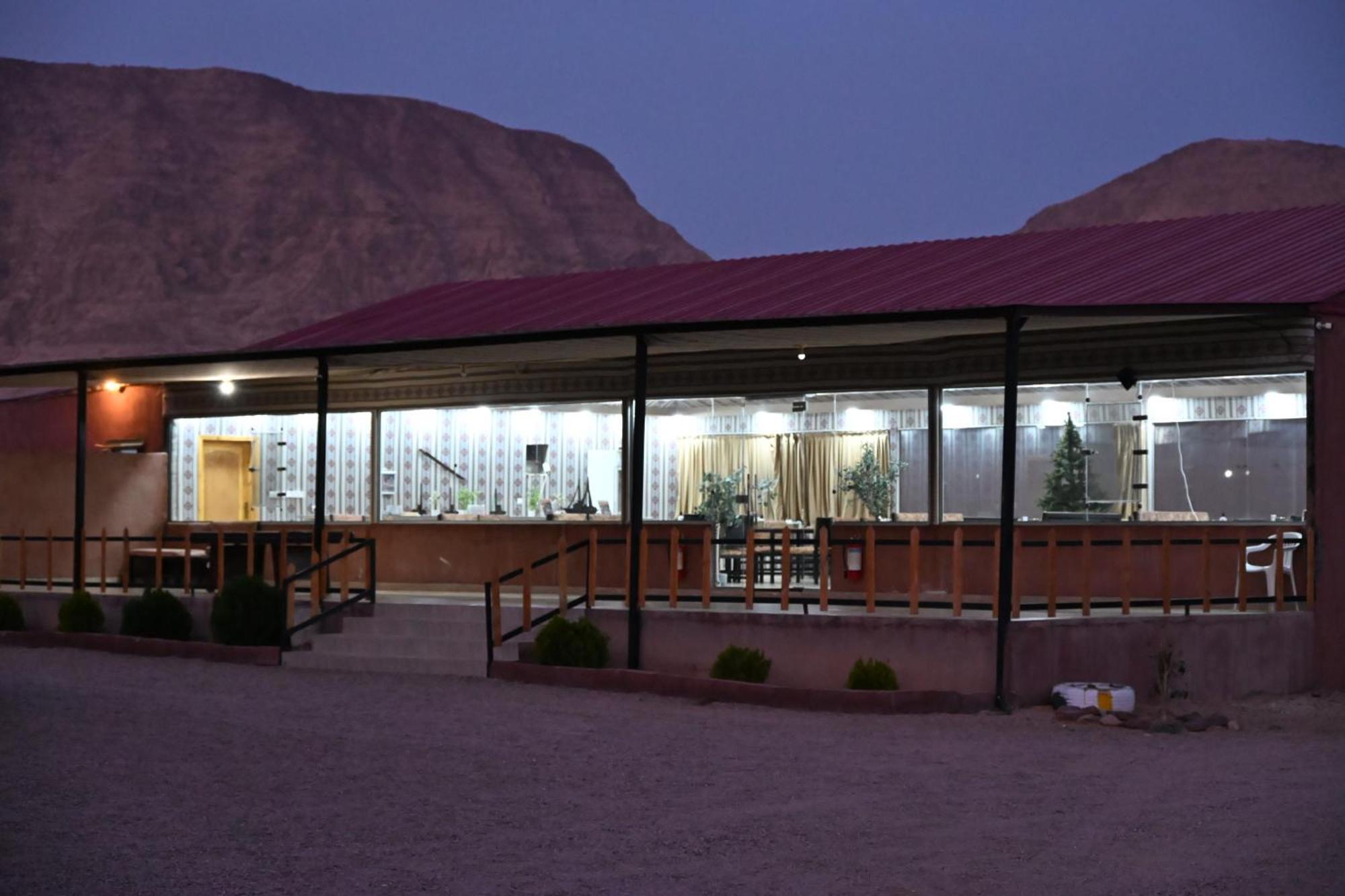 Bilal Luxury Camp 호텔 와디럼 외부 사진